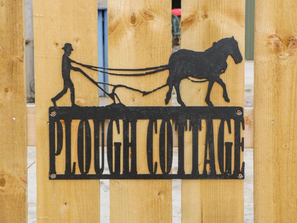 Plough Cottage Driffield Exterior photo